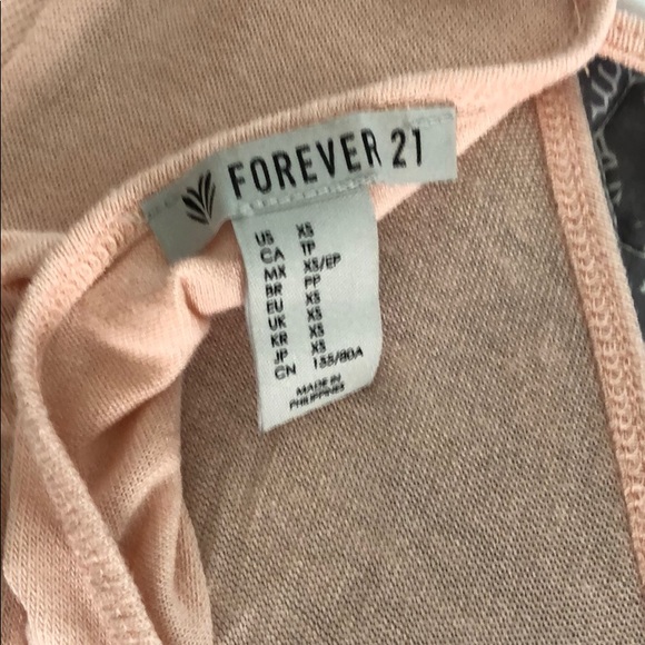 Forever 21 crop top - Picture 3 of 3